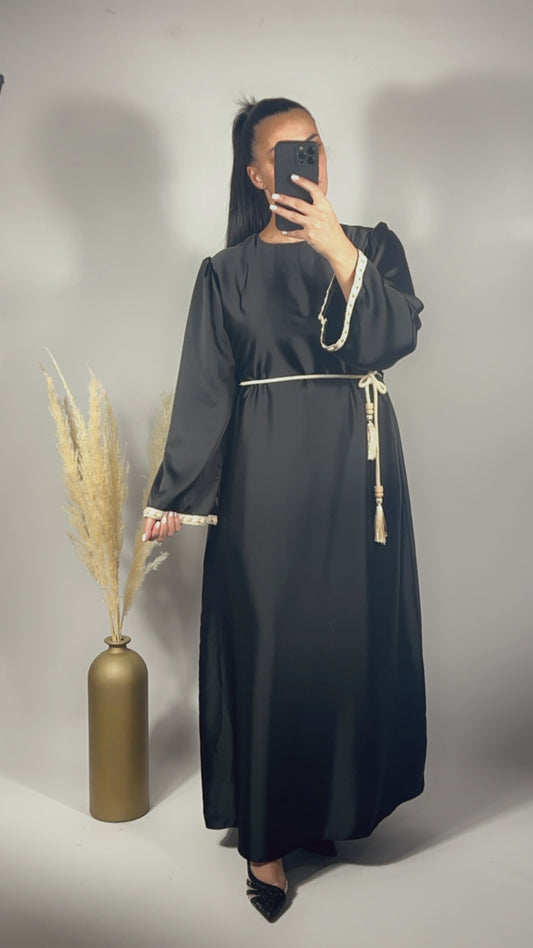 Robe Nour